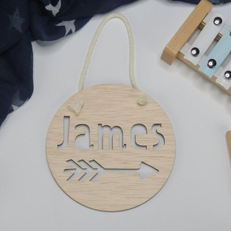 Arrow Design Personalised Name Plaque - HandyLittleLabels - Baby Shower - Birth Announcement - Boy Girl Cubby