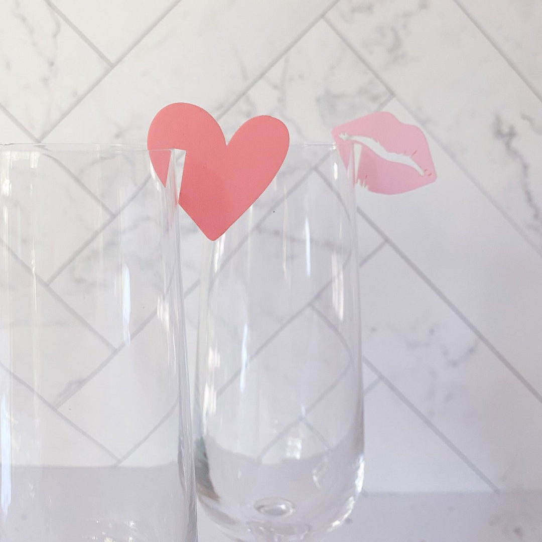 Glass Charm - lips or heart design