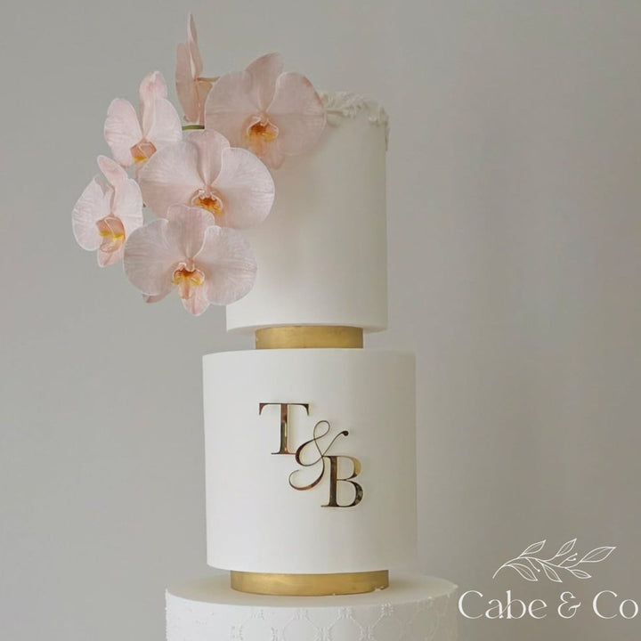 Wedding Cake Serif Initials