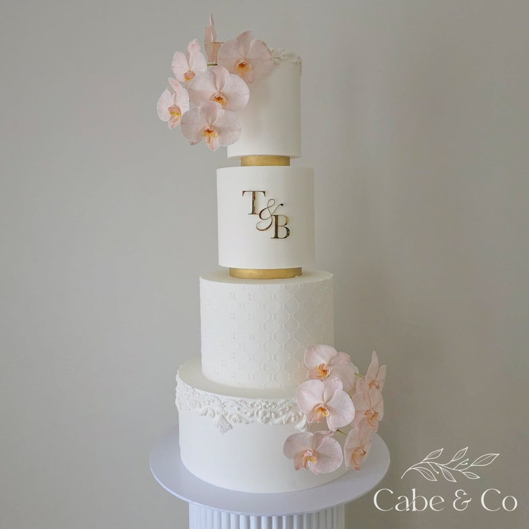 Wedding Cake Serif Initials