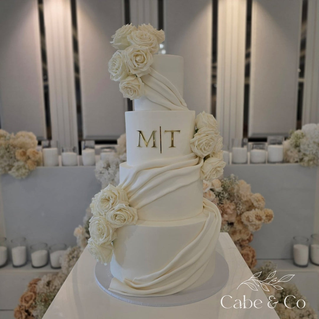 Wedding Cake Serif Initials Charms