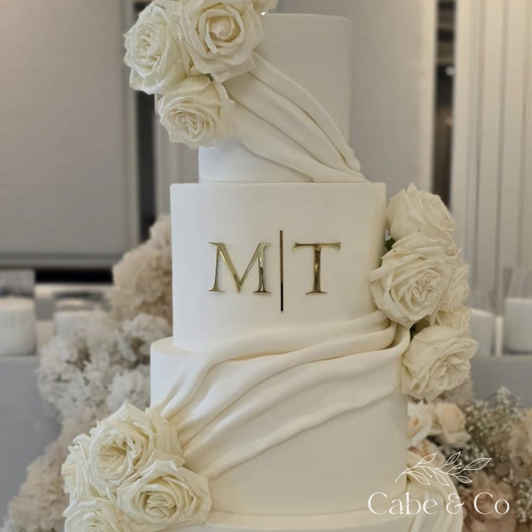 Wedding Cake Serif Initials Charms