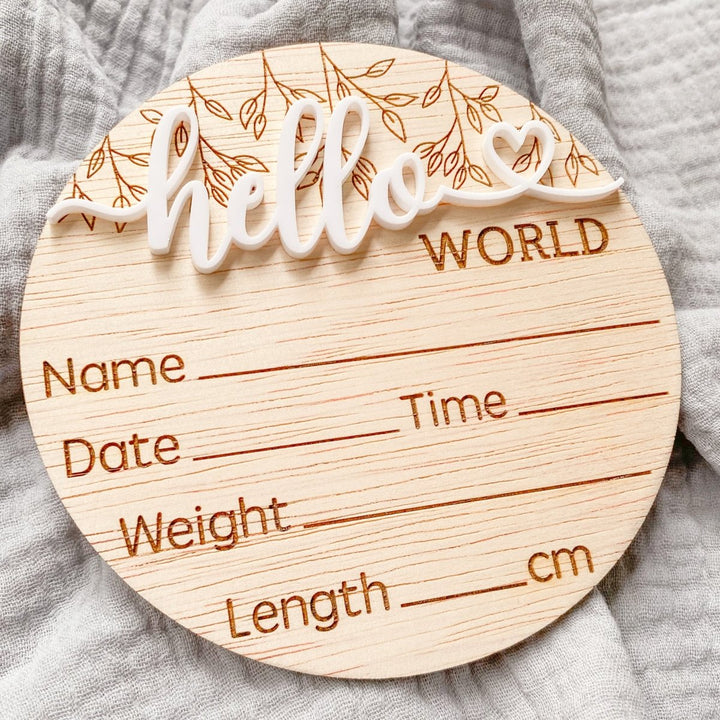 Personalised baby announcement plaque for letting all your loved ones know your new baby has arrived.   Photo props for social media